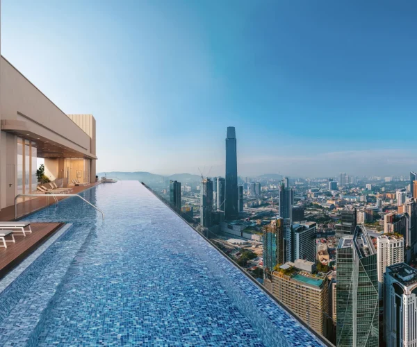 118m Skypool